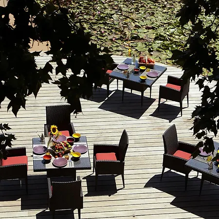 Domaine Des Andeols 4* Saint-Saturnin-d'Apt